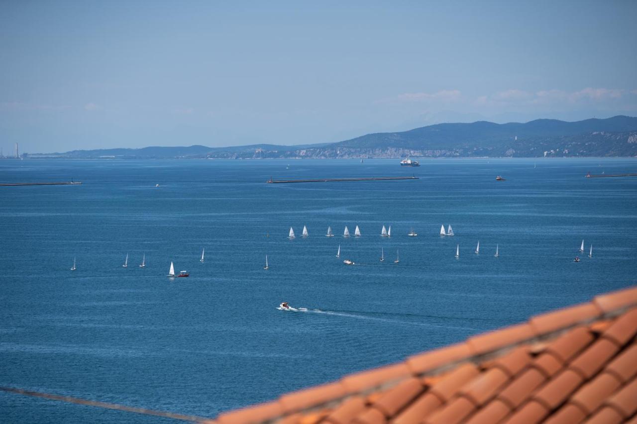 Muggia Uphill B&B Екстер'єр фото