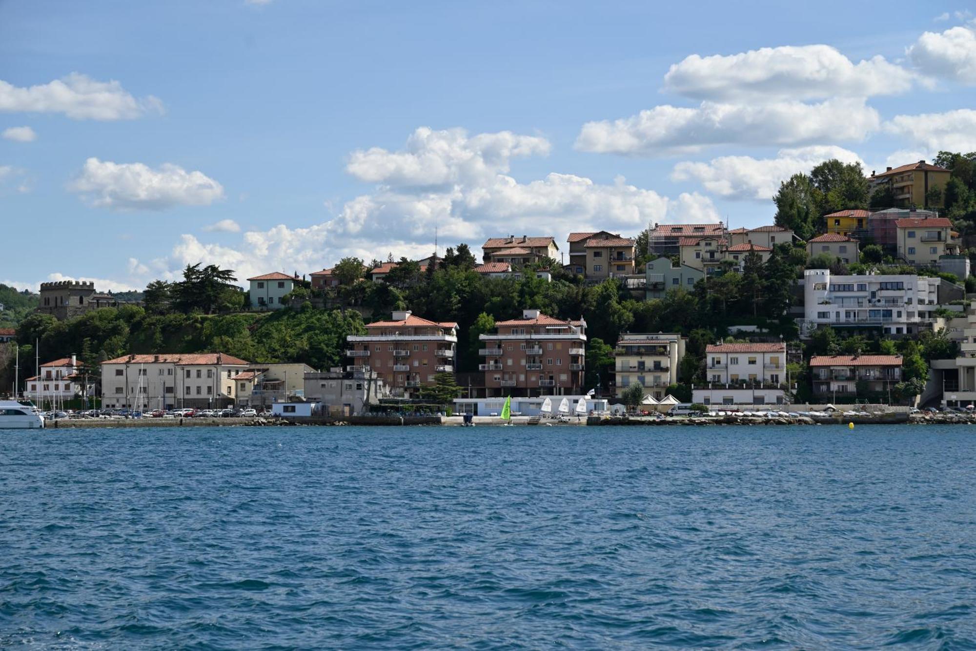 Muggia Uphill B&B Екстер'єр фото